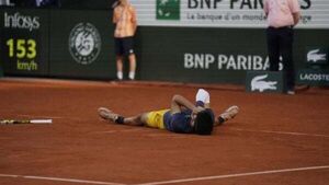 History-maker Carlos Alcaraz beats Alexander Zverev in epic French Open final
