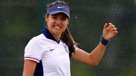 Andy Murray’s Wimbledon career over as Emma Raducanu pulls out of mixed doubles