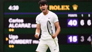 Carlos Alcaraz reaches Wimbledon quarter-final despite issues with serve