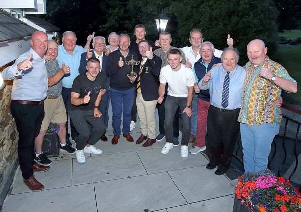 A lovely gathering of past and present Waterford FC players in this photo, present day players, Matthew Connor, Darragh Power and Niall O’Keeffe were pictured with former Blues players, Alan Barry, Eamonn Coady, Paul Kirk, Ger O’Mahony, Derek Grace and former manager Tommy Jackson, also included were Cllr.Joe Kelly, Metropolitan Mayor, Stan Bergin, Jim Kealy and sponsor John O’Donohoe, Faithlegg Golf Club Men’s captain, Declan Kirby and Jimmy Comerford, Faithlegg GC.