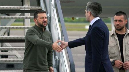 Harris and Zelenskiy embrace as Ukrainian president lands in Ireland