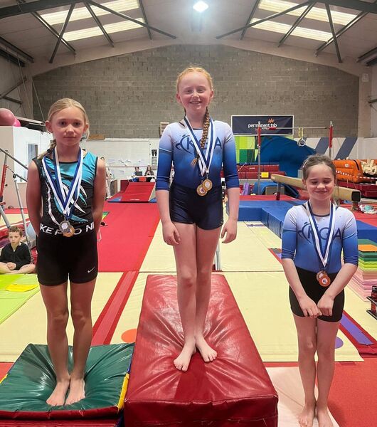 The advanced Under 10 winners.