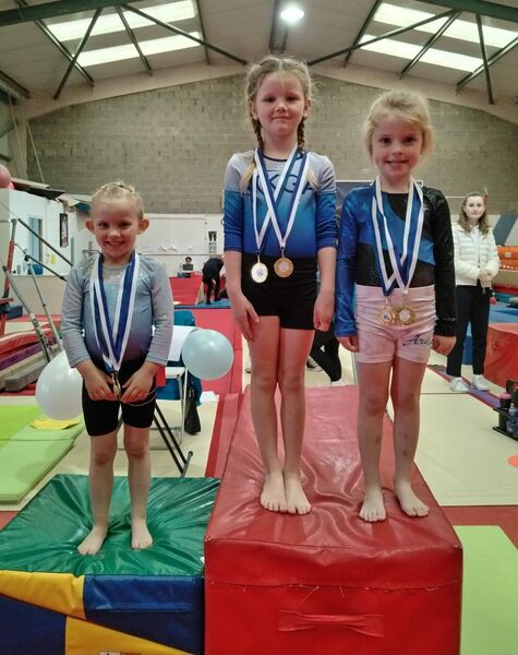 The mini advanced Under 6 winners.