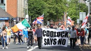 Simon Harris expresses ‘disgust’ at Tricolour flown during attacks on police in Belfast Simon Harris expresses ‘disgust’ at Tricolour flown during attacks on police in Belfast