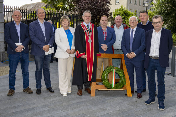  Cllr Donal Barry, Deputy Matt Shanahan, Minister Mary Butler, Mayor of Waterford City &amp; County Cllr Jason Murphy, Cllr Thomas Phelan, Cllr John Hearne, Metropolitan Mayor of Waterford Cllr Joe Kelly, Cllr Damien Geoghegan and Cllr Seamus Ryan.