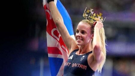 Queen Keely Hodgkinson dons golden crown after stunning 800 metres victory