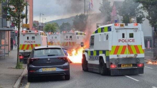 Northern Ireland Assembly recalled to discuss violent disorder in Belfast
