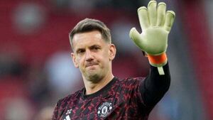 Goalkeeper Tom Heaton reckons ‘everything’s looking rosy’ at Manchester United
