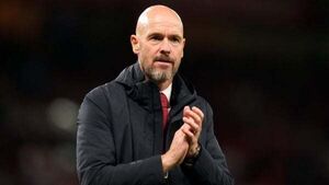 Erik ten Hag urges Manchester United to build on opening win
