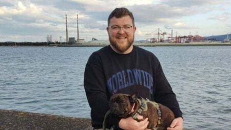 Oasis fans ‘frustrated’ and ‘scammed’ after hotel cancels Manchester bookings