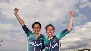 Katie George Dunleavy and Linda Kelly win gold medal in individual time trial