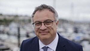 Alliance Party deputy leader Stephen Farry announces resignation Alliance Party deputy leader Stephen Farry announces resignation