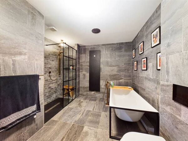 Clyde House is an exceptional property and finished to a very high standard