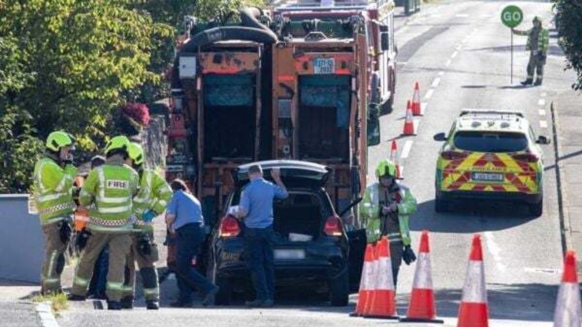 Man hospitalised after car crashes into bin lorry in Clare