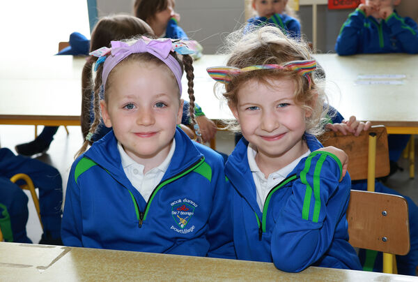 Lucy and Tess C, who started school at Gaelscoil Phort Láirge.