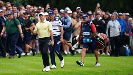 Billy Horschel beats Rory McIlroy in Wentworth play-off to claim dramatic win