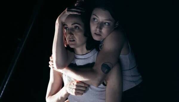 Rachel Ní Bhraonáin and Robyn Byrne in Losing your Body at Garter Lane. 