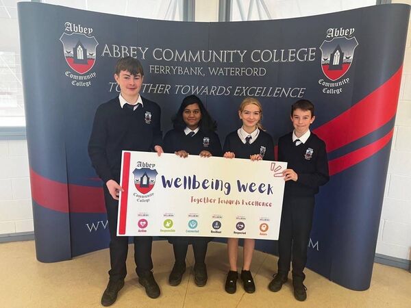 Students promoting Wellbeing Week and the associated activities Students promoting Wellbeing Week and the associated activities