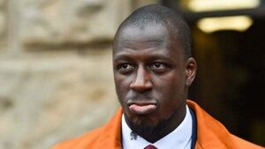 Benjamin Mendy ‘lent money by teammates’ after Man City stopped paying his wages Benjamin Mendy ‘lent money by teammates’ after Man City stopped paying his wages