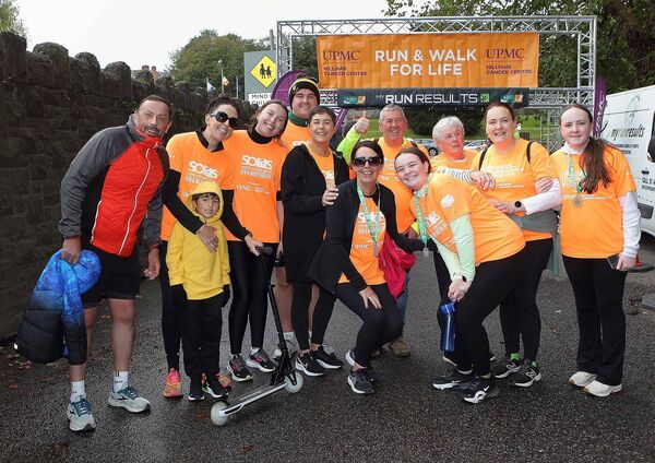 The large group from the Fitzgerald family who crossed the line together.