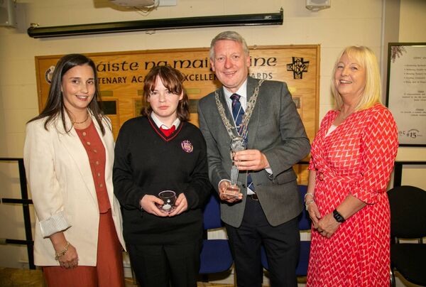 Emily Saville receiving The Brenda Holden JCSP Award. From Left to Right: Michelle Brannigan (JCSP Coordinator), Emily Saville, Mayor Cllr Jason Murphy, and Orla Bolger (Principal).