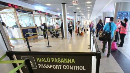 Brazilian man jailed for attempting to smuggle nearly €500k worth of cocaine into Ireland