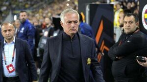 Jose Mourinho sent to the stands as Man United remain winless in the Europa League