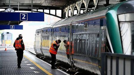 Irish Rail criticised after advising pre-booked passengers to consider later trains