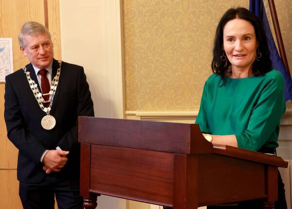 Brid Kenneally, speaking at her Mayoral reception by Mayor of Waterford City &amp; County Cllr Jason Murphy. Photo: Joe Evans