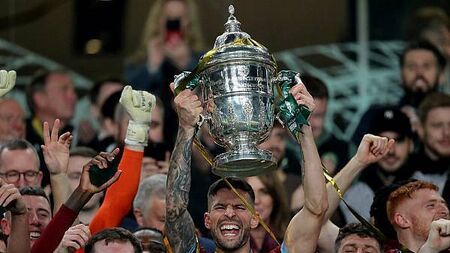 Sunday sport: Drogheda win FAI Cup final, Arsenal and Chelsea draw