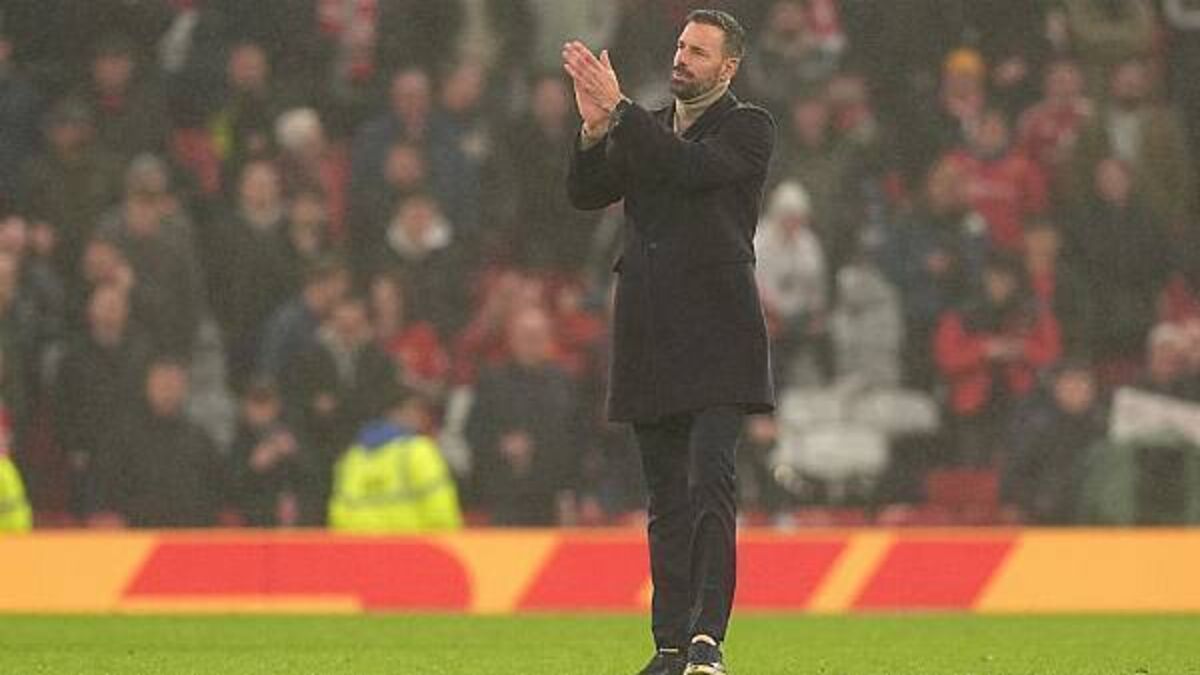 Ruud van Nistelrooy waiting to discover Man Utd future after ‘special’ send-off