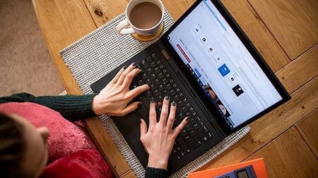 Most Irish employees would turn down jobs without hybrid working, research finds