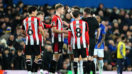 Everton fail to break down Brentford after Christian Norgaard dismissal in draw