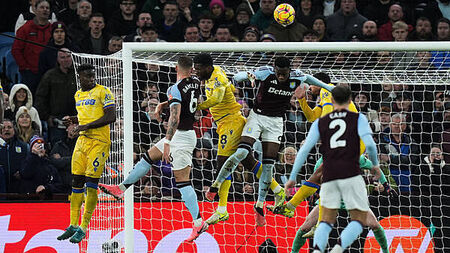 Aston Villa’s winless run continues as Ross Barkley salvages draw against Palace
