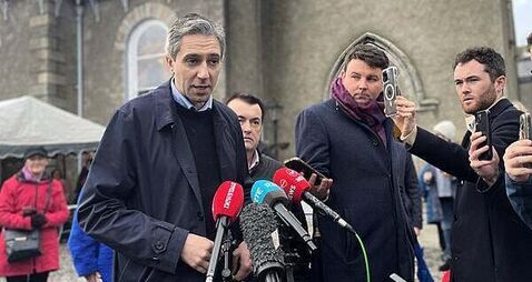Harris says ‘all to play for’ in election despite Fine Gael polling slide