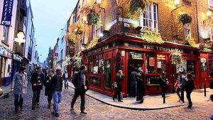 Number of tourists visiting Ireland falls in October – CSO Number of tourists visiting Ireland falls in October – CSO