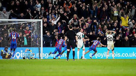 Crystal Palace pick up late point against Newcastle