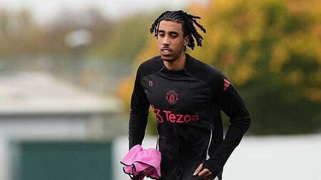 Ruben Amorim: Leny Yoro set to be in Manchester United squad against Arsenal