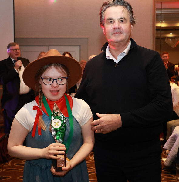  Zoe received her trophy from Michael Flynn. FLI Sponsors, as the winner of the Tramore and Waterford Arch Club, The X Factor at the Tower Hotel. Photo: Joe Evans