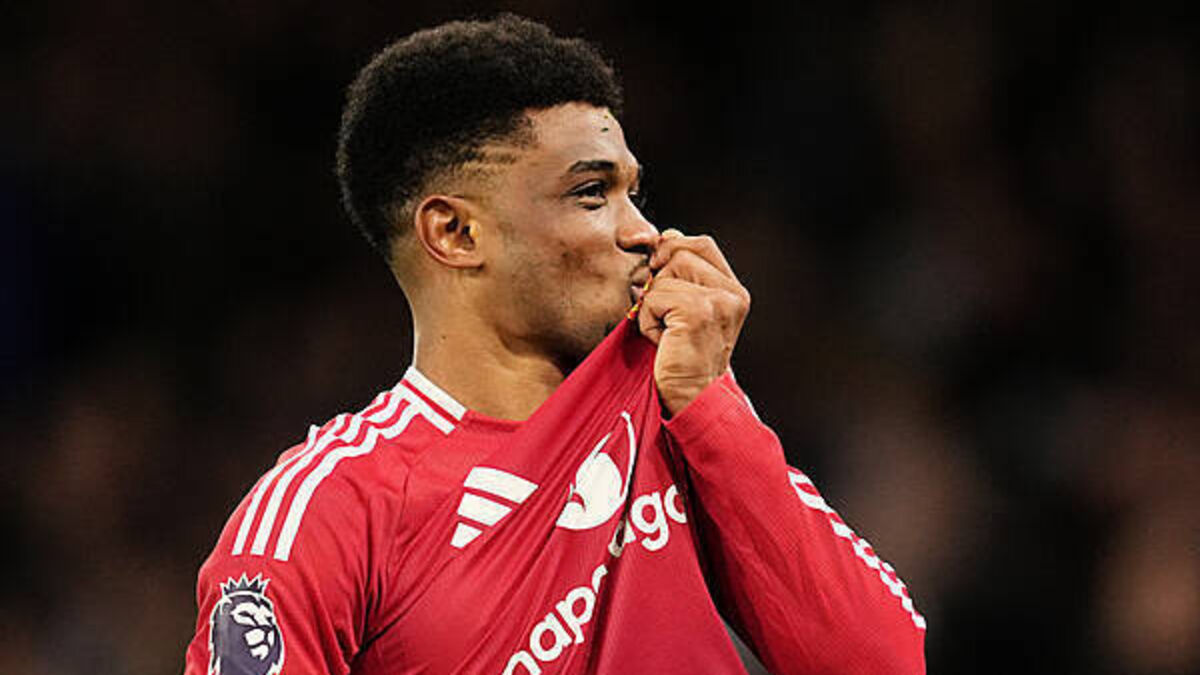 Amad Diallo scores late winner as United stun City in Manchester derby