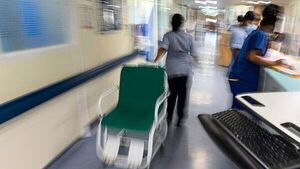 Hospital overcrowding: Over 420 patients wait for beds in Irish hospitals Hospital overcrowding: Over 420 patients wait for beds in Irish hospitals
