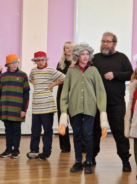 St Ursula's Primary School Red Kettle Christmas Show St Ursula's Primary School Red Kettle Christmas Show
