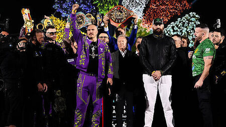 Frank Warren predicts Tyson Fury will beat Oleksandr Usyk ‘inside the distance’