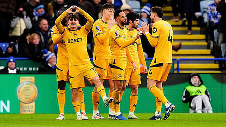 Vitor Pereira off to winning start as Wolves triumph 3-0 at Leicester