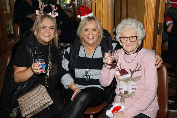  Pictured at the Killure Bridge Nursing Home annual Christmas Party.