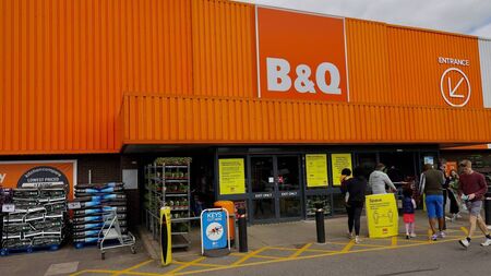 B&Q to buy Homebase store in Waterford