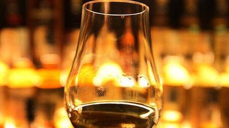 People unaware of harm caused by binge drinking over Christmas, medics says