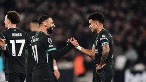 Mohamed Salah shows his quality as Liverpool thump hapless West Ham