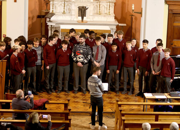  The De La Salle College Senior Choir.