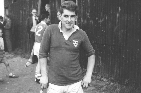 Martin Óg, pictured having a ball at Croke Park during a tour of the stadium he and his Waterford team mates graced in the late 50s/early 60s. 